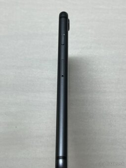 IPHONE 8 • 64GB • Čierna farba - 5