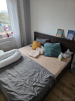 Drevena postel 200x180 - 5