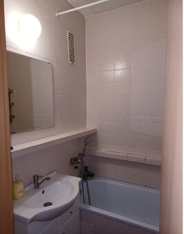 Príjemn2 izb. Estonska zariadený-Podunajské Biskupice - 5