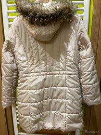 Zimná páperová bunda s kožušinkou - 5