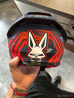 Predám úplne novú prilbu KYT Racing R-2R - 5