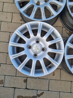 Predám disky FONDMETAL 4x100 6j r14 et38 - 5