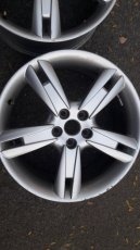 Predám 2ks alu na Jaguar S-type 5x108, 9,5Jx18 - 5