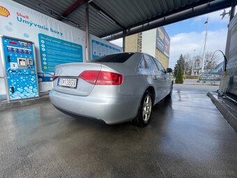 Audi A4 B8 2.0Tdi iba 286tisic km - 5