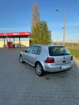 Volkswagen Golf 1.9TDI 66 KW 2001 - 5