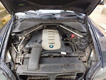 BMW X5 E70 3.0d - 5