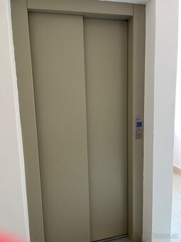 V Štúrove na predaj z 3 izb. -4 izb. byt - 5