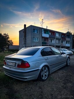 BMW 3ER (E46) - 5