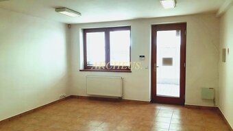 KOMERČNÉ PRIESTORY NA PRENÁJOM, 38 M2, PREŠOV, UL. LEVOČSKÁ - 5