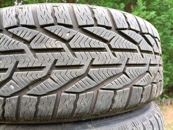 Zimné 205/55r16 DOT 4622 - 5