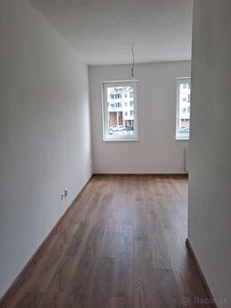 3 izbový byt s balkónom a kobkou - Pršianska Terasa - 5