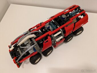 Lego Technic 8454 Rescue Truck - 5