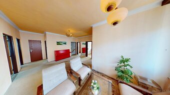 Priestranný rodinný dom – Mýtna Nová Ves - 5