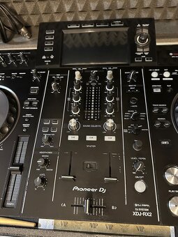 Pioneer XDJ-RX2 - 5