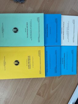 Ponúkam zachovalé skriptá - 5