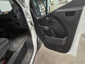 Predám Renault Master - 5