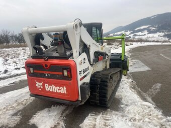 Bobcat T870 s lesnou frezou - 5