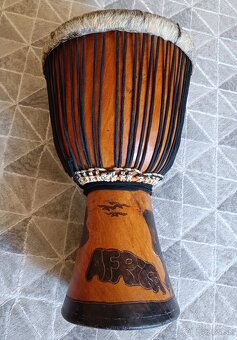 Africký bubon Djembe – výška 58 cm, priemer 31 cm. - 5