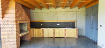 Moderná novostavba s garážou v obci Teriakovce - 5