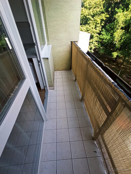 2 izbový byt v centre mesta po čerstvej rekonštrukcii - 5