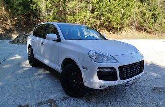 PORSCHE CAYENNE 957. 4,8. V8 4X4 - 5