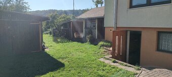 Rodinný dom zrekonštruovaný v obci Skýcov - 5