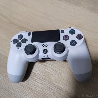 PlayStation 4 500GB - 5