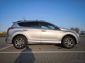 Košice predám Toyota rav4 2,0 benzin CVT, 4x4, Selection, SK - 5
