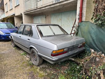 Bmw e28 520i - 5