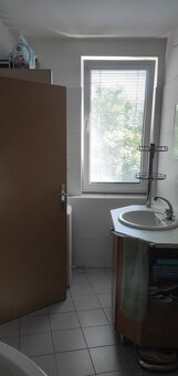 Na predaj 3 izbový byt prerobený na 4 izbový v Seredi. - 5