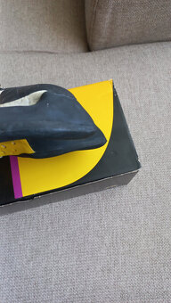 Predám lezečky La Sportiva Solution White/Yellow 41,5 - 5