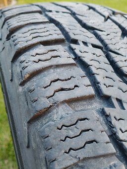 Predám pneumatiky 195/60 r16 - 5