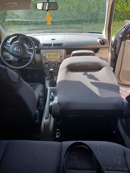 Mazda 2 - 5