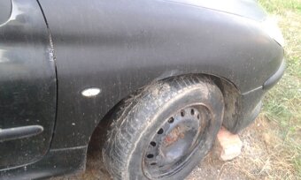 Peugeot206 - 5