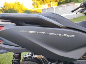 Honda Forza 350 - 5