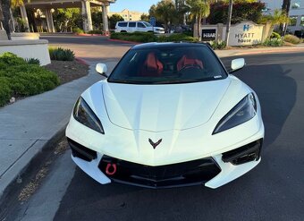 CORVETTE C8 - 5