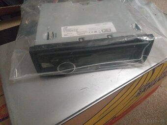 JVC (Japan), KD R472, USB, modré podsvícení - 5