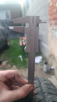 Hankook 225/55 R17 zimné - 5