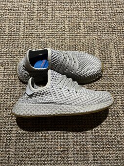 15x Dámské sportovní tenisky Adidas Deerupt Runner - 5