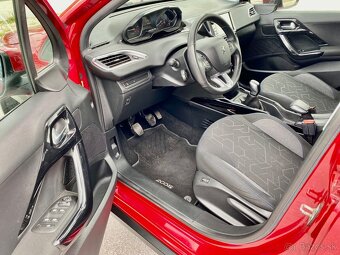 Peugeot 2008 1.2 , signature , 18.700km, SR - 5
