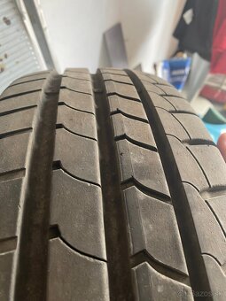 Pneu  - good year 195/60 R16 letné - 5