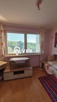 PRIESTRANNÝ 4 IZBOVÝ BYT S 2 LOGGIAMI, PEKINSKÁ, SÍDL. ŤAHAN - 5