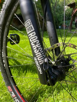 EXKLUZÍVNE Prémiový MTB bicykel s váhou len 8,1 kg - 5