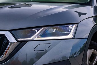 Škoda Octavia 2.0 TDI Scout 4x4 /Nezávislé/Masáž/LED Matrix - 5