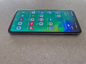 Predám Samsung Galaxy S10e - 5