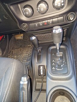 Jeep Wrangler Rubicon - 5