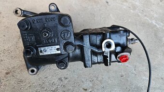 Servo riadenie bmw - 5