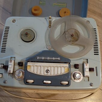 kotúčový magnetofón Tesla SONET B3. - 5