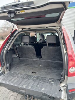 Predam Volvo XC90, 2,4D5, 7 miest. - 5