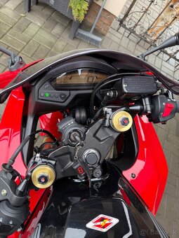HONDA CBR 600F - 5